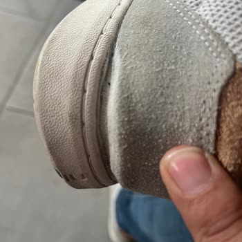 Decathlon Ayakkabısının Kısa Sürede Topuktan Yırtılması Ve Mağaza Çözüm Sunamaması