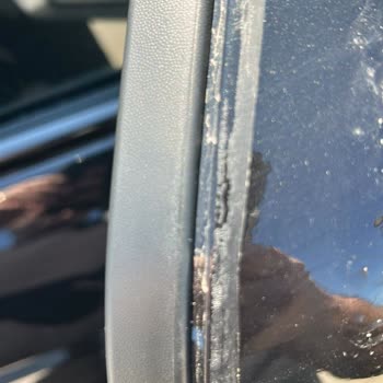 45 Bin TL'lik Kaplama İşlemi Tamamlanmadı Ve Araçta Bıçak İzleri Oluştu