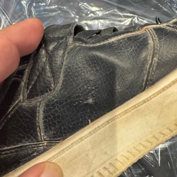 İskenderun AVM Skechers Ayakkabısında Taban Açılması Ve Işık Arızası Nedeniyle Değişim Talebi