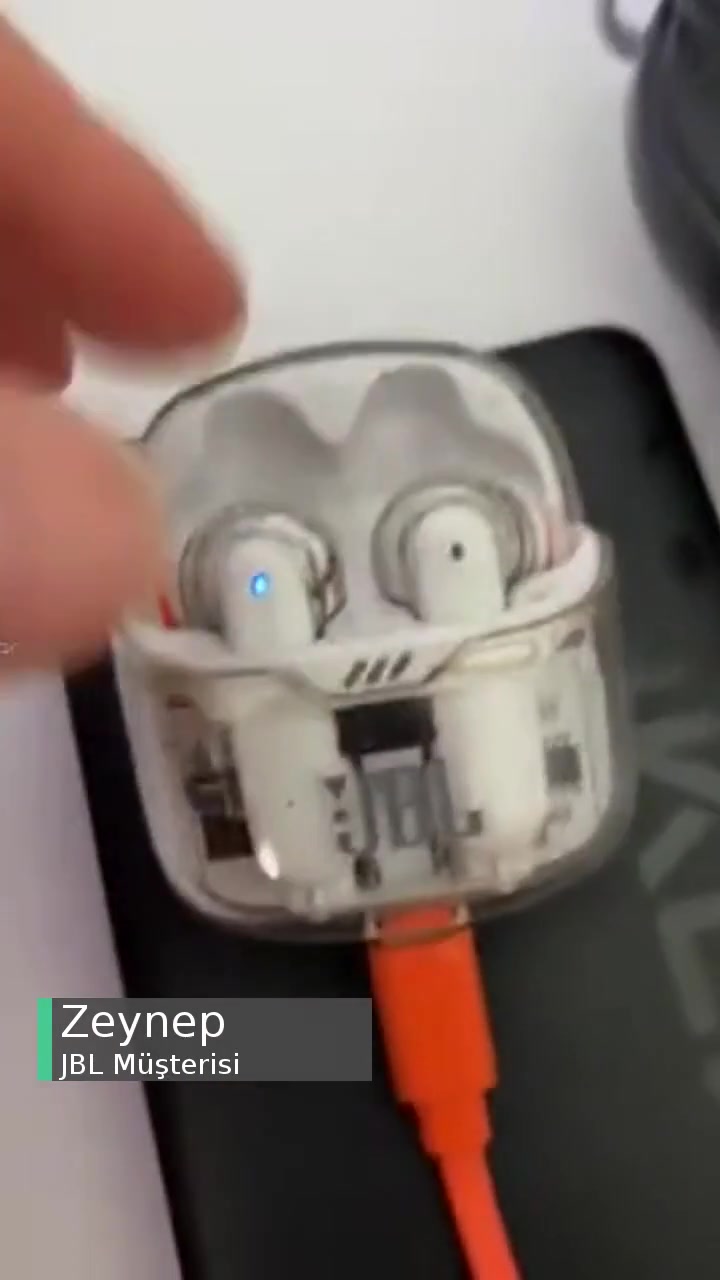 JBL Kulaklık Şarj Almıyor videonun kapak resmi