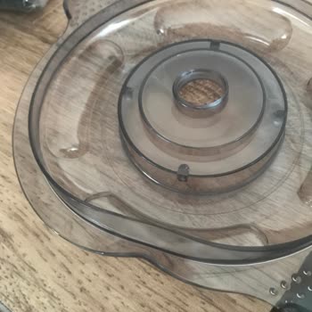 Kumtel Doğrayıcı Üst Kapağı Deforme Oldu Ve Garanti İstiyorum