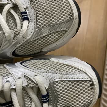 New Balance 530 Ayakkabısının Hızlı Yırtılması Ve Faturasız Destek Reddi