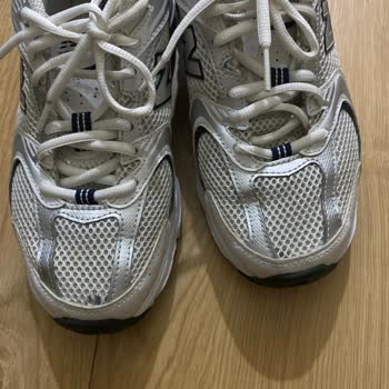 New Balance 530 Ayakkabısının Hızlı Yırtılması Ve Faturasız Destek Reddi