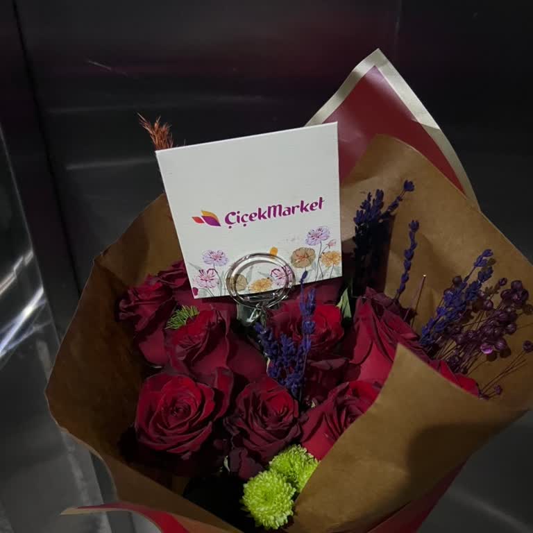 Doğum Günü Çiçeği Tesliminde Saatlerce Gecikme Ve Ek Ücret Talebi