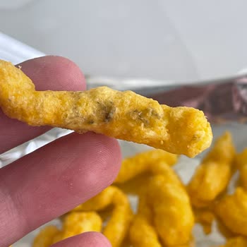 Çerezza Sinema Peynir Ve Soğan Aromalı Cips’te Bozulmuş Parça
