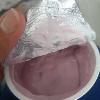 Denizli A101 Şubesinde Bozuk Sek Yoğurt Şikayeti