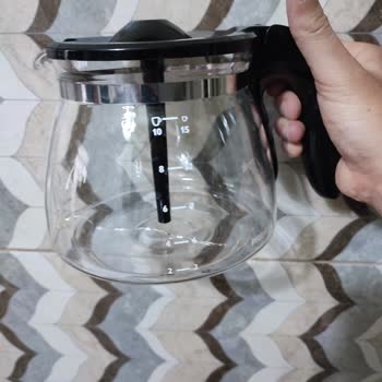 Cam Demlik Çatladı, Ücretsiz Değişim Talebi