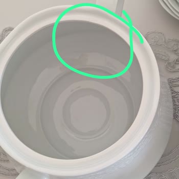 Kırık Yemek Takımı Parçaları 2 Ay Boyunca Gönderilmedi