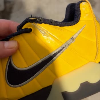 Nike Lebron Basketbol Ayakkabısındaki Dikiş Atması Ve Yırtılma Nedeniyle İade Talebi