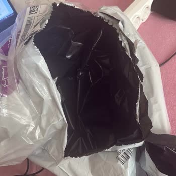 Zara’nın Özensiz Paketleme Şikayeti: Kutusuz Gönderim Ve İade Talebi