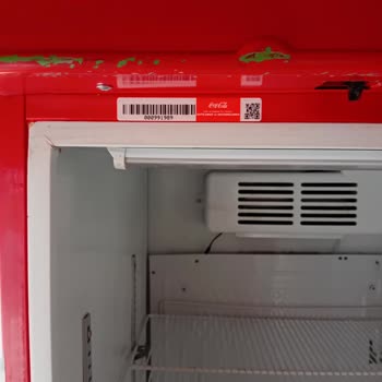 Teslim Edilen Coca Cola Dolabının Teknik Arızası Ve Güvenlik Eksikliği
