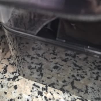 Alınan Siemens Kahve Makinesinde Isıtma Problemi Ve Kırık Parça