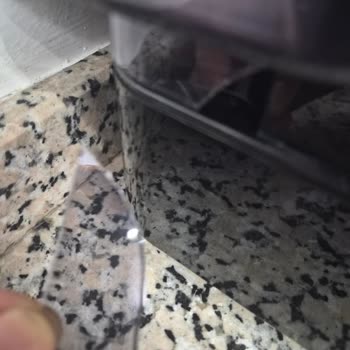 Alınan Siemens Kahve Makinesinde Isıtma Problemi Ve Kırık Parça