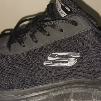 Garanti Süresindeki Skechers Ayakkabısında Deformasyon Ve Değişim Talebi