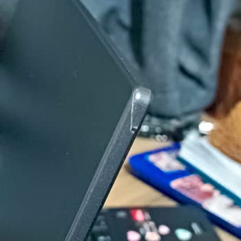 Ayıplı HP Victus Bilgisayar Ve Yetkili Serviste Fiziksel Hasar