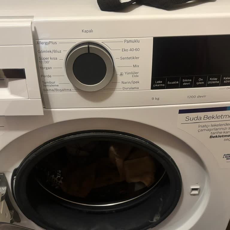 Bosch Çamaşır Makinesinde Garantiden Dışarıda Körük Lastiği Yırtılması