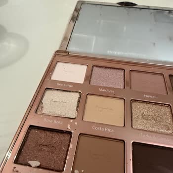 Kırık Ve Lekeli Tarte Far Paleti İçin İade Ve Değişim Talebi