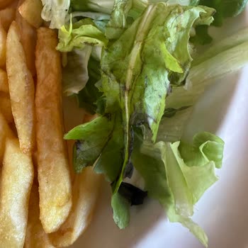 Polat Piyalepaşa Şubesinde Hijyen Ve Burger Kalitesi Sorunu