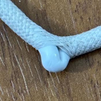 Ücretsiz Değişim Talebi: Üretim Hatası Olan İPhone 15 Şarj Kablomun Garanti Reddine Karşı Şikayet