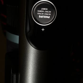Philips 8000 Dikey Süpürgenin Yetersiz Emiş Ve Sürekli Filtre Hatası