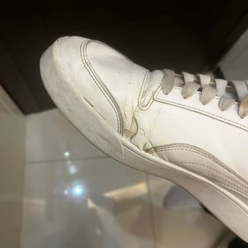 Puma Ayakkabısındaki Çatlak Ve Soyulma Sorunu İçin Değişim Ve İade Talebi
