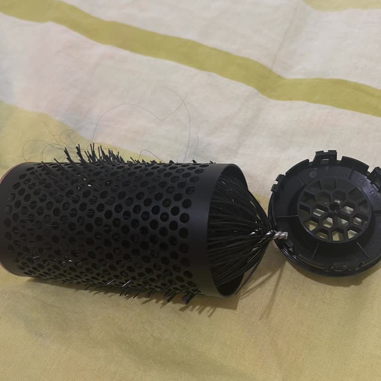 Dyson Airwrap Yuvarlak Fırça Başlığı Ayrıldı, Garanti Kapsamında Ücretsiz Değişim Talebi