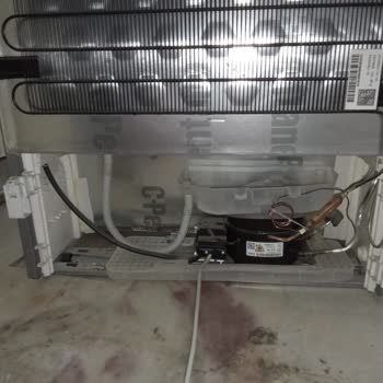 Arızalı Ve Eksik Parça Gelen Siemens Buzdolabının Hemen Değişimi