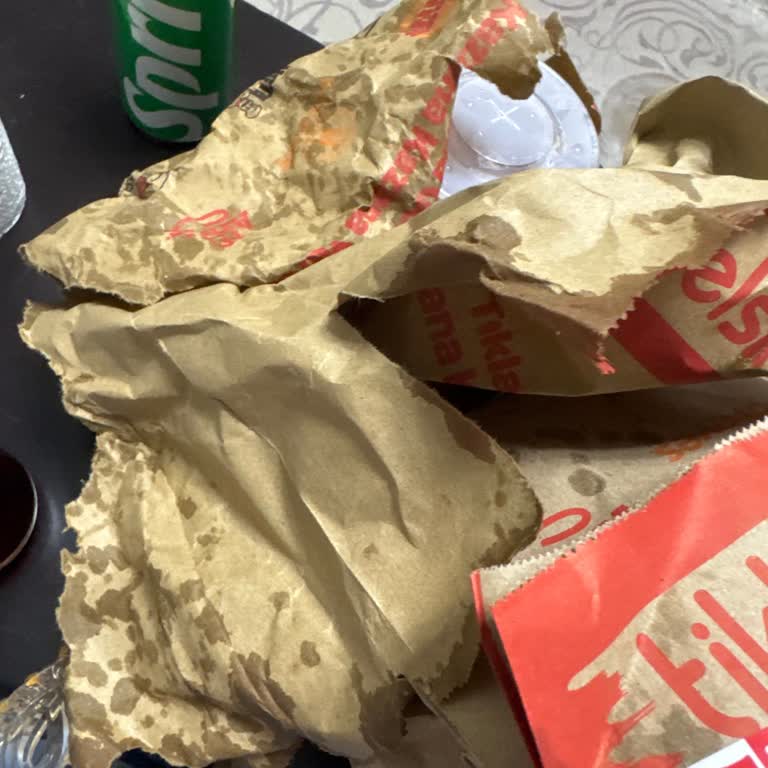 Popeyes Sipariş Gecikmesi Ve Müşteri Hizmetlerine Ulaşılamaması