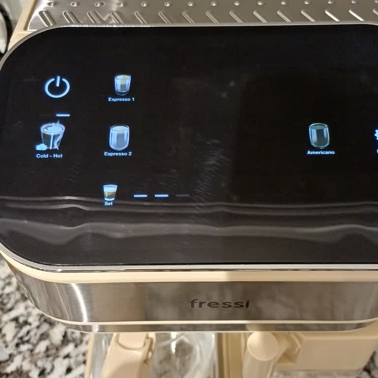 Arızalı Fressi Latte Makinesi: Hızlı Değişim Veya İade Talebi