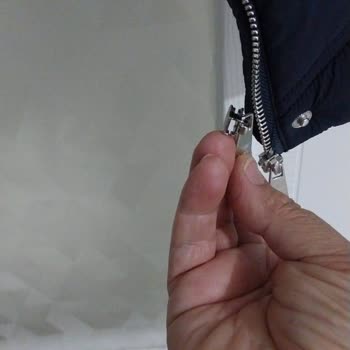 Us Polo Assn Montunun Fermuarı Kısa Sürede Arızalandı