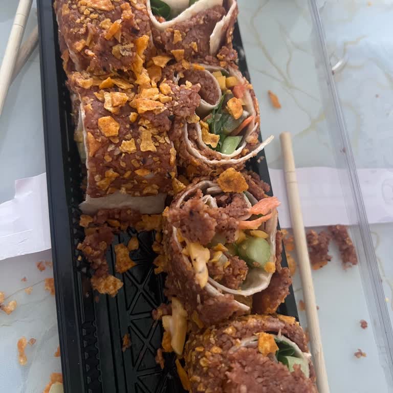 Komagene Şubesinden Gelen Çiğ Köfte Sushi Menüsü Yenmez Hale Geldi