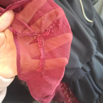 Yırtık Abiye Ve Lekeli Başörtüsü Kapora İadesi Gelmedi