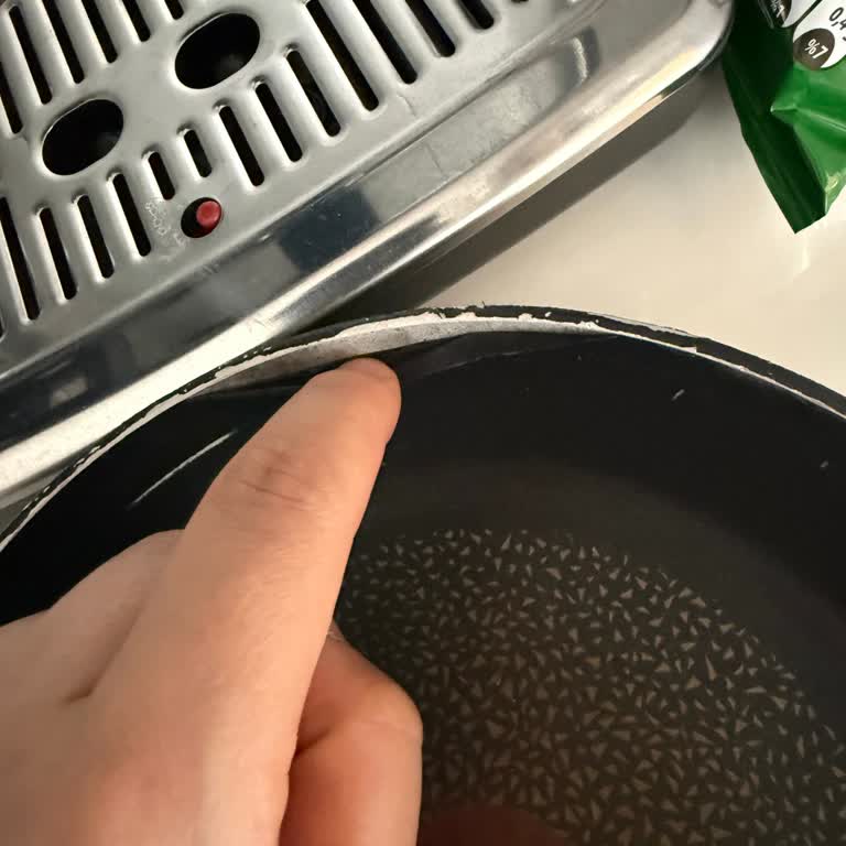 Tefal Tava Kaplaması 2,5 Yılda Soyuldu, Şikayetime Cevap Gelmedi
