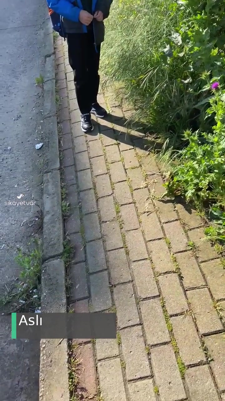 Kocaeli Gübretaş İlkokulu Çevresinde Acil Kaldırım Düzenlemesi Talebi! videonun kapak resmi