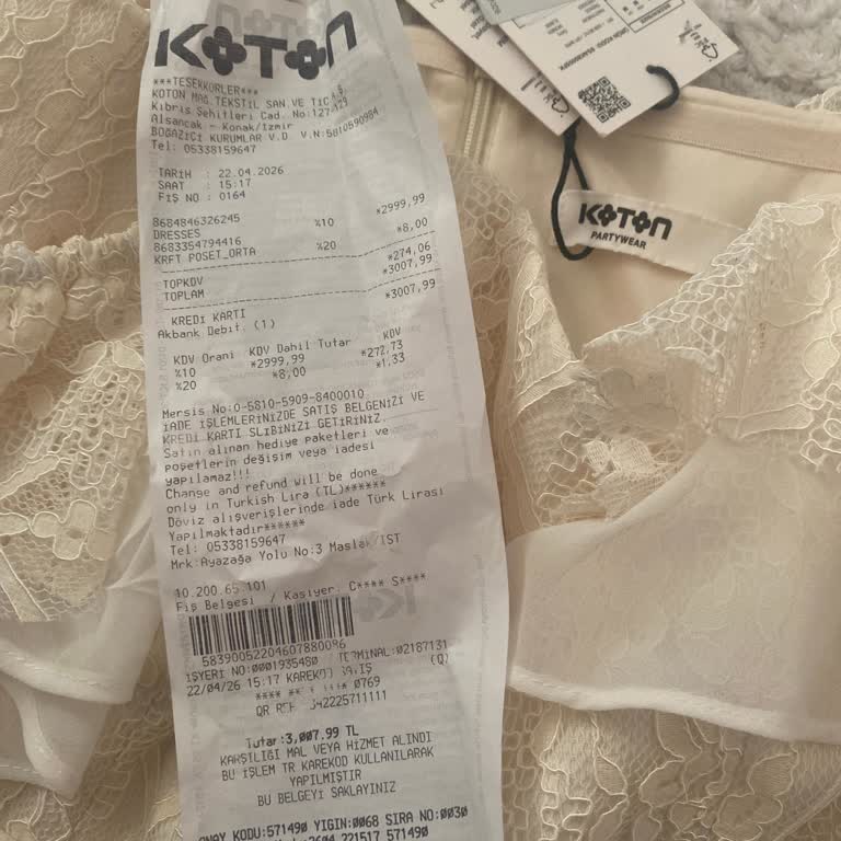Kötü Koku Nedeniyle Elbise Değişimi Talebi