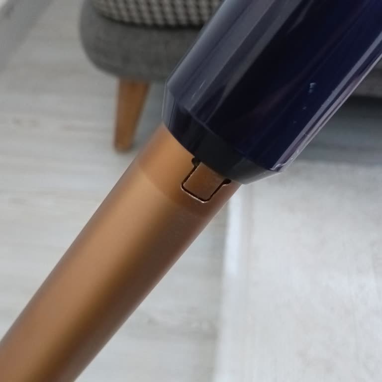 Dyson Gen5detect Modelinde Boru Parçası Sorunu Ve Garanti Talebi