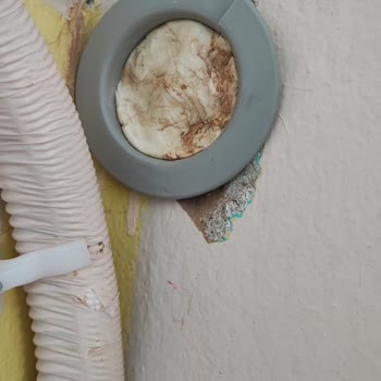 Arçelik Yetkili Servisi Korkuluk Sökülerek Duvara Delik Açması