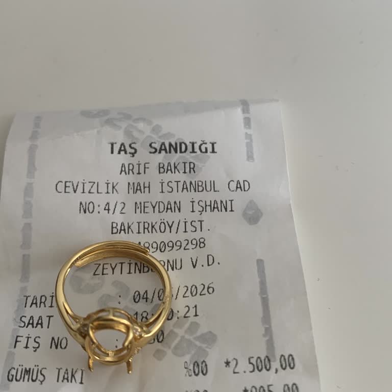 Amethyst Taşı Bir Günden Sonra Düşen Yüzük İçin Ücretsiz Tamir Ve Değişim Talebi