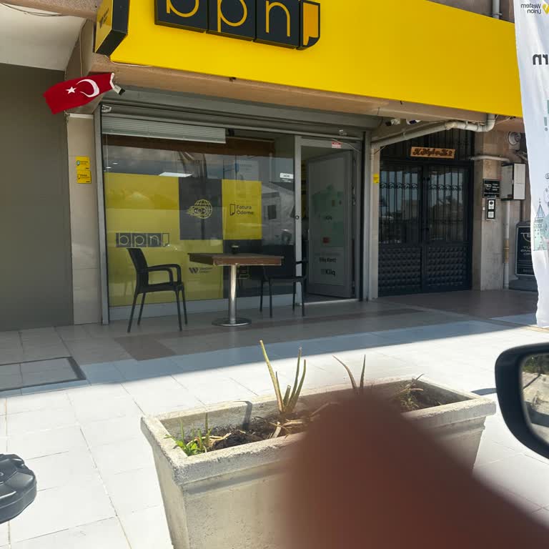 Western Union Antalya Şubesinde Hatalı İsim Girişi ve Saygısız Personel Tutumu