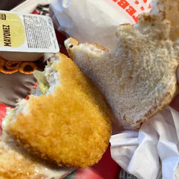 Mayonezsiz Burger King Siparişinde Şube Politikası Ve Yanıltıcı Açıklama