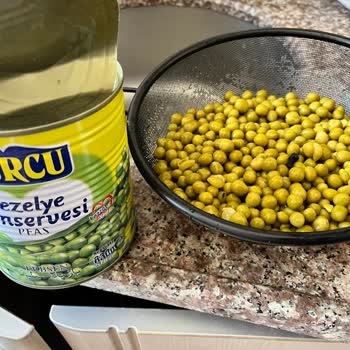 Konserve Bezelyede Plastik Parça Bulunması