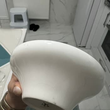 Jumbo Mağazasında Kayık Tabağı Ve Tuzluk Eksikliği, Uzun Teslimat Gecikmesi