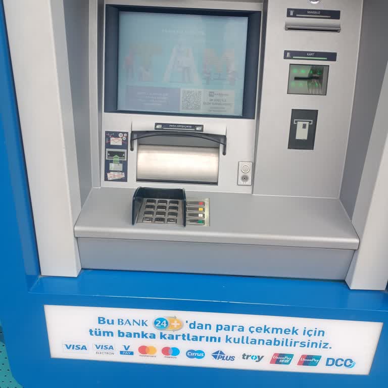 ATM Para Vermedi, Personel Saygısız Ve İlgisiz Davrandı