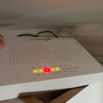 Üç Gün Süren İnternet Kesintisi Ve Çözüm Bulamayan TurkNet Ve Türk Telekom