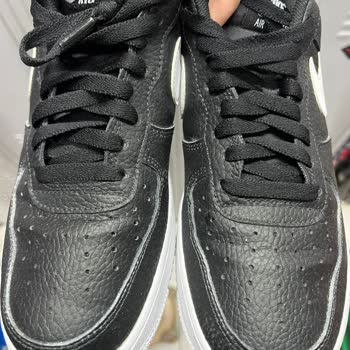 Sneaks Up Mağazasından Aldığım Nike Air Force’ta Deri Kabarıklığı Ve Topuk Delik Sorunu, Acil Çözüm