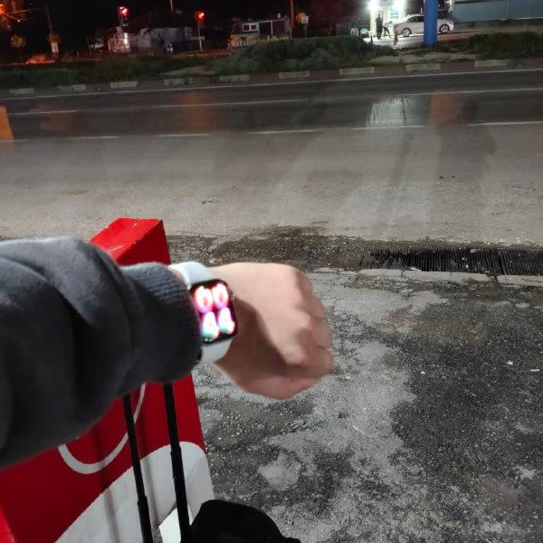 Buzlu Turizm'in 2 Saatlik Gecikmesi Ve Yolcuyu Soğukta Bırakması