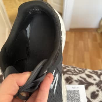 Skechers Ayakkabısında Kısa Sürede Koku Ve Deformasyon, Ücret İadesi Ve Ürün Değişimi Talebi