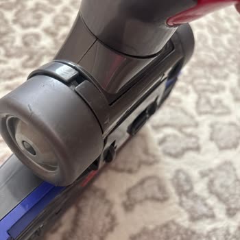 Dyson Süpürge Aksesuarı Kırıldı, Garanti Kapsamına Alınmadı