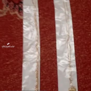 Luventa Aksesuar Pazar Malı Gibi İki Kolye Geldi!