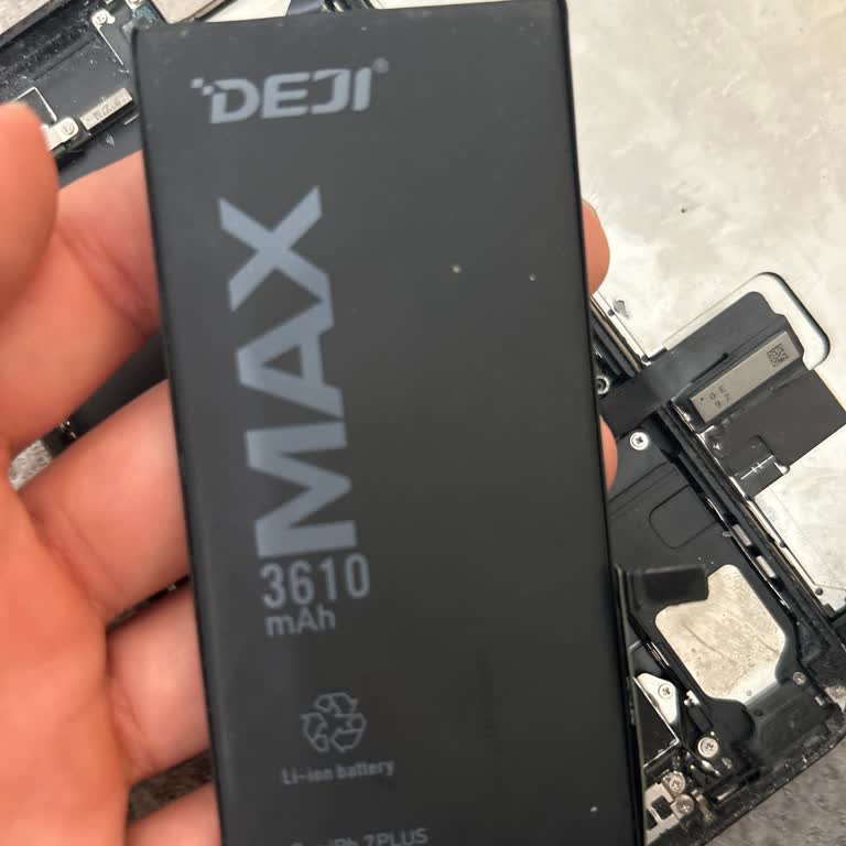 Deji İphone 7 Plus Bataryasında Şişme Ve Şarj Sorunu